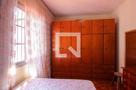 Casa à venda com 400m², 3 quartos e 2 vagasQuarto 2