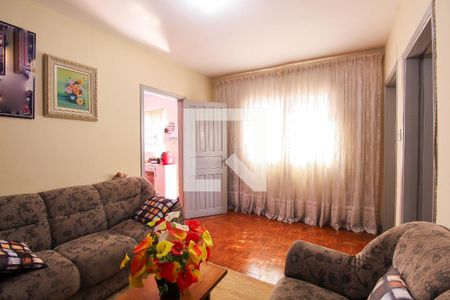 Casa à venda com 400m², 3 quartos e 2 vagasSala