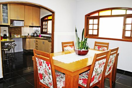 Casa para alugar com 290m², 3 quartos e 4 vagasSala de Jantar