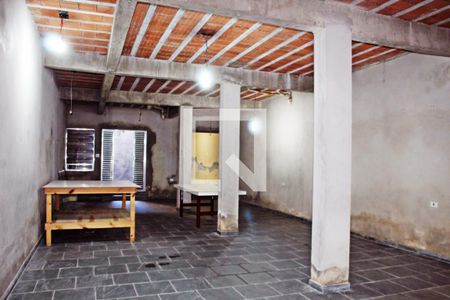 Casa para alugar com 290m², 3 quartos e 4 vagasÁrea comum - Salão de festas