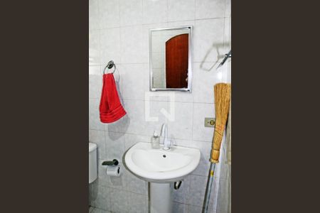 Casa para alugar com 290m², 3 quartos e 4 vagasBanheiro