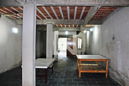 Casa para alugar com 290m², 3 quartos e 4 vagasÁrea comum - Salão de festas