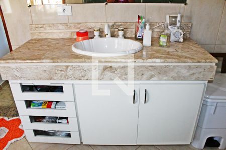 Casa para alugar com 290m², 3 quartos e 4 vagasBanheiro da Suíte 1