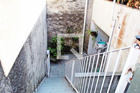 Casa para alugar com 290m², 3 quartos e 4 vagasEscada