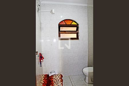 Casa para alugar com 290m², 3 quartos e 4 vagasBanheiro