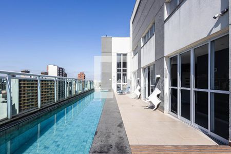 Apartamento à venda com 32m², 1 quarto e 1 vagaPiscina