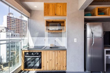 Cozinha de apartamento para alugar com 1 quarto, 32m² em Pinheiros, São Paulo