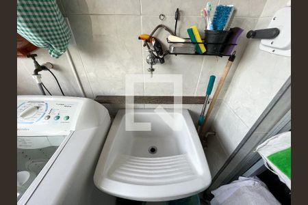 Apartamento à venda com 70m², 2 quartos e 1 vagaÁrea de Serviço