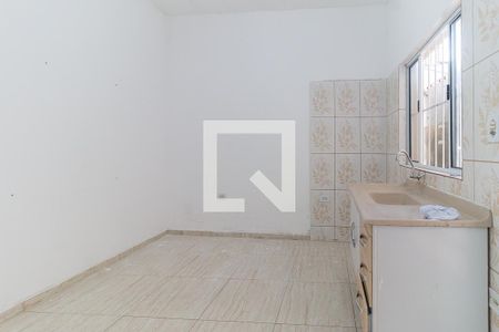 Cozinha de casa para alugar com 1 quarto, 35m² em Vila Lavinia, Mogi das Cruzes