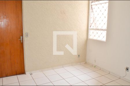 Sala de apartamento para alugar com 2 quartos, 43m² em Parque São Jorge, Campinas
