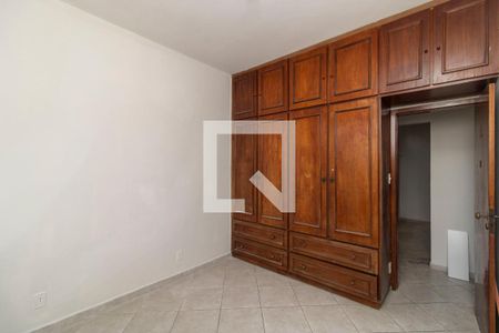 Apartamento à venda com 64m², 2 quartos e 1 vagaQuarto 2