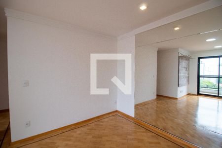 Sala de apartamento para alugar com 3 quartos, 70m² em Jardim Ester, São Paulo