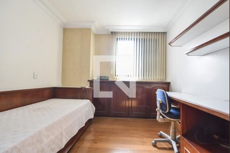 Apartamento para alugar com 237m², 3 quartos e 4 vagasSuíte 02