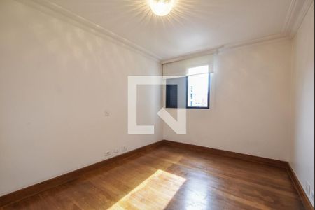 Apartamento para alugar com 237m², 3 quartos e 4 vagasSuíte 03