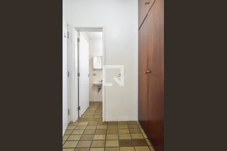 Apartamento para alugar com 237m², 3 quartos e 4 vagasQuarto de Serviços 