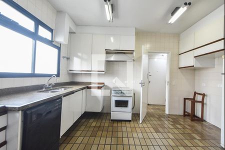 Apartamento para alugar com 237m², 3 quartos e 4 vagasCozinha 