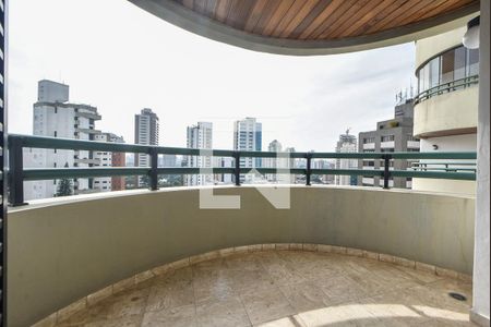 Apartamento para alugar com 237m², 3 quartos e 4 vagasVaranda Suíte 01