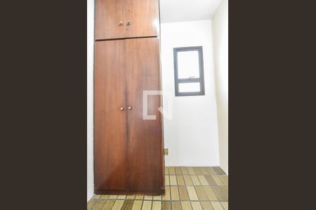 Apartamento para alugar com 237m², 3 quartos e 4 vagasQuarto de Serviços 