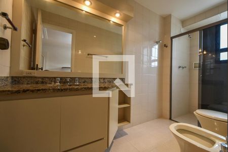 Apartamento para alugar com 237m², 3 quartos e 4 vagasBanheiro Suíte 02