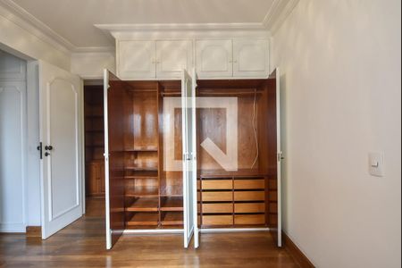 Apartamento para alugar com 237m², 3 quartos e 4 vagasSuíte 03