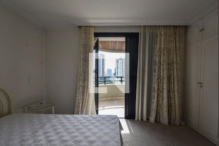 Apartamento para alugar com 237m², 3 quartos e 4 vagasSuíte 01