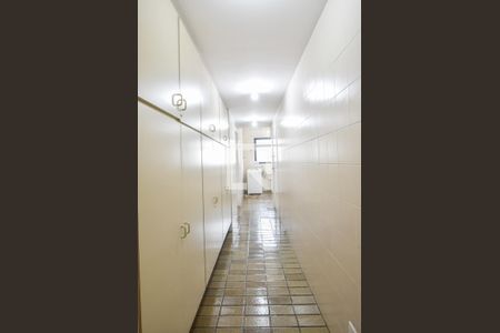 Apartamento para alugar com 237m², 3 quartos e 4 vagasCorredor 