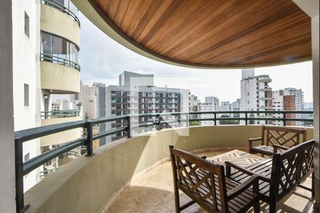 Apartamento para alugar com 237m², 3 quartos e 4 vagasVaranda 