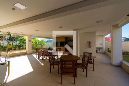 Apartamento à venda com 66m², 2 quartos e 1 vaga Apartamento à venda com 66m², 2 quartos e 1 vagaÁrea Comum - Churrasqueira 2