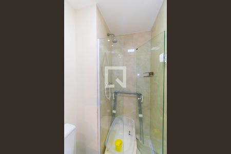Apartamento à venda com 66m², 2 quartos e 1 vaga Apartamento à venda com 66m², 2 quartos e 1 vagaBanheiro Corredor
