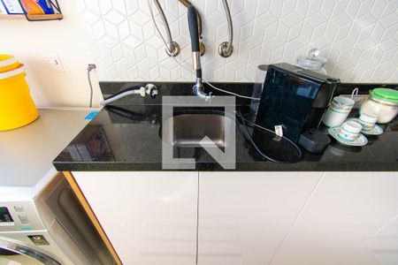 Apartamento à venda com 66m², 2 quartos e 1 vaga Apartamento à venda com 66m², 2 quartos e 1 vagaÁrea de Serviço