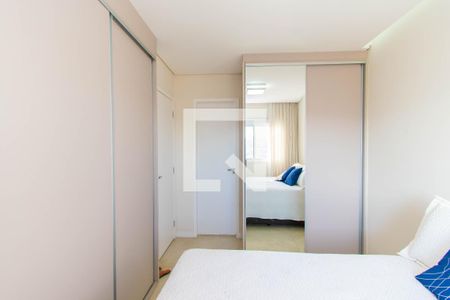 Apartamento à venda com 66m², 2 quartos e 1 vaga Apartamento à venda com 66m², 2 quartos e 1 vagaSuíte