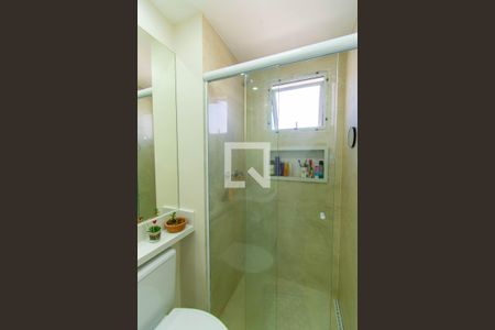 Apartamento à venda com 66m², 2 quartos e 1 vaga Apartamento à venda com 66m², 2 quartos e 1 vagaBanheiro da Suíte