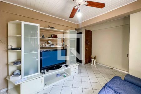 Sala de casa à venda com 3 quartos, 320m² em Parque Peruche, São Paulo