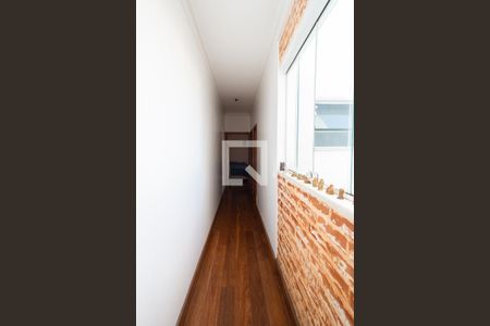 Casa à venda com 364m², 4 quartos e 3 vagasCorredor - Quartos 