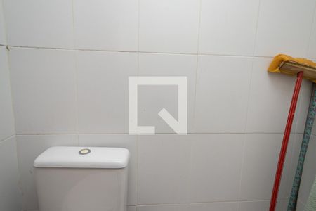 Casa à venda com 364m², 4 quartos e 3 vagasBanheiro de Serviço 