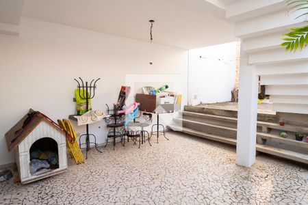 Casa à venda com 364m², 4 quartos e 3 vagasQuintal 