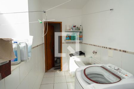 Casa à venda com 364m², 4 quartos e 3 vagasÁrea de Serviço