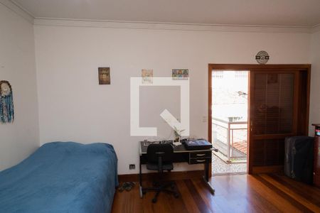 Casa à venda com 364m², 4 quartos e 3 vagasQuarto 2