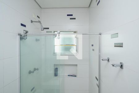 Casa à venda com 364m², 4 quartos e 3 vagasBanheiro Social 