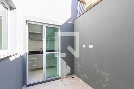 Apartamento para alugar com 42m², 2 quartos e 1 vagaÁrea de Serviço