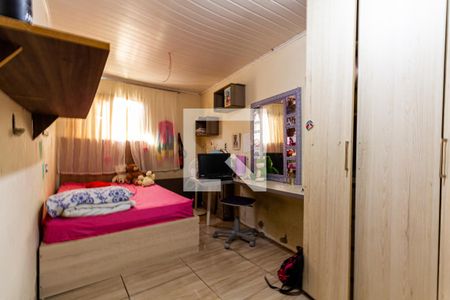 Casa à venda com 600m², 5 quartos e 3 vagas Casa à venda com 600m², 5 quartos e 3 vagasQuarto 5