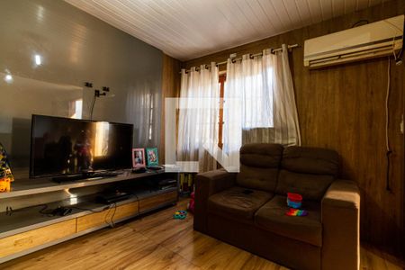 Casa à venda com 600m², 5 quartos e 3 vagas Casa à venda com 600m², 5 quartos e 3 vagasSala de TV