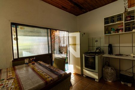 Casa à venda com 600m², 5 quartos e 3 vagas Casa à venda com 600m², 5 quartos e 3 vagasCozinha