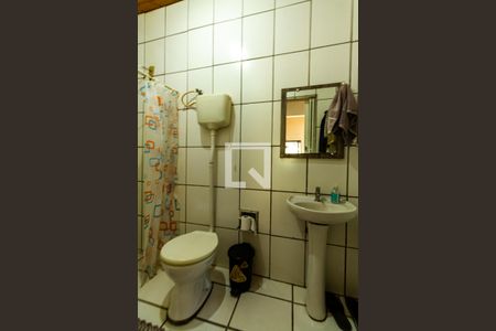 Banheiro de casa para alugar com 5 quartos, 600m² em Ipanema, Porto Alegre