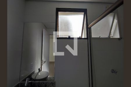 Apartamento para alugar com 66m², 2 quartos e 2 vagas Apartamento para alugar com 66m², 2 quartos e 2 vagasBanheiro