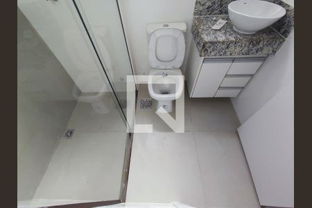 Apartamento para alugar com 66m², 2 quartos e 2 vagas Apartamento para alugar com 66m², 2 quartos e 2 vagasBanheiro