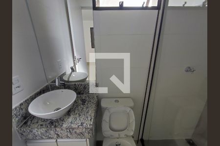 Apartamento para alugar com 66m², 2 quartos e 2 vagas Apartamento para alugar com 66m², 2 quartos e 2 vagasBanheiro