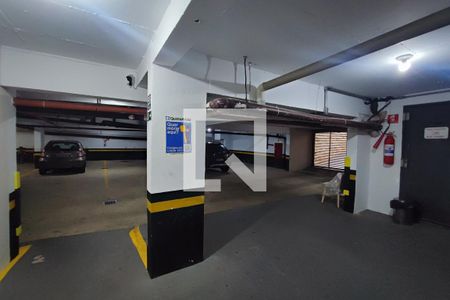 Apartamento à venda com 300m², 5 quartos e 2 vagasPLACA INSTALADA NO HALL DE NTRADA