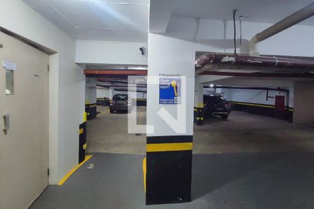 Apartamento à venda com 300m², 5 quartos e 2 vagasPLACA INSTALADA NO HALL DE NTRADA