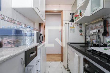 Cozinha de apartamento para alugar com 2 quartos, 48m² em Vila Talarico, São Paulo